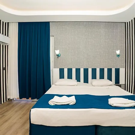 Miss Cleopatra Hotel 2*