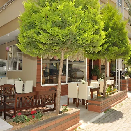 Miss Cleopatra Alanya