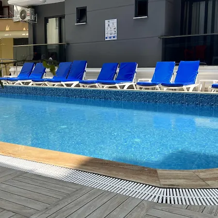 Miss Cleopatra Otel