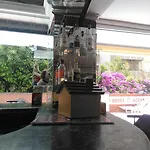 Miss Cleopatra Hotel